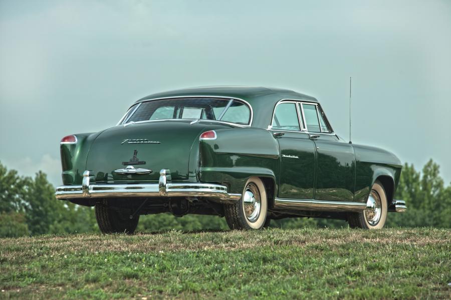  Frazer Manhattan Hardtop Sedan (F5161) 1951 года  (фото 23 из 25)